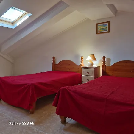 Moradia V2 - 200m Da Da Oura - Santa Eulália Appartamento *