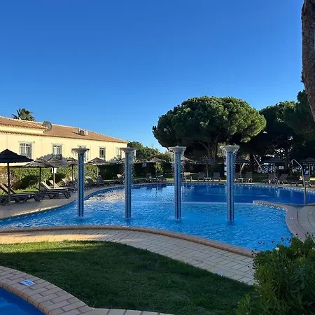 Moradia V2 - 200m Da Da Oura - Santa Eulália * Albufeira