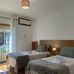 Moradia V2 - 200m Da Da Oura - Santa Eulalia *