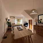 Moradia V2 - 200m Da Da Oura - Santa Eulalia Holiday home *