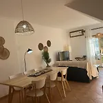 Moradia V2 - 200m Da Da Oura - Santa Eulalia Feriehus