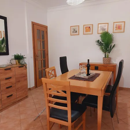 Moradia V2 - 200m Da Da Oura - Santa Eulalia Appartement