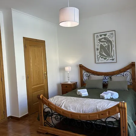 Appartement Moradia V2 - 200M Da Praia Da Oura - Santa Eulalia *