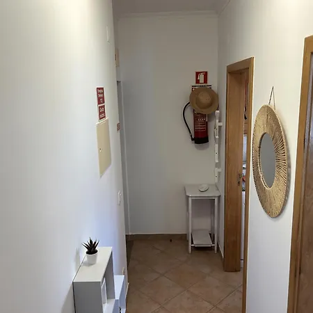 Moradia V2 - 200M Da Praia Da Oura - Santa Eulalia * Albufeira