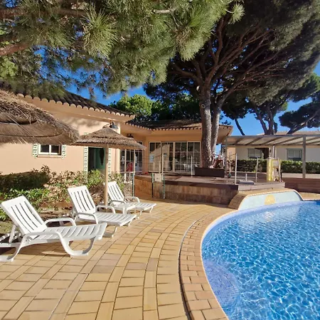 Moradia V2 - 200M Da Praia Da Oura - Santa Eulalia Apartmán *