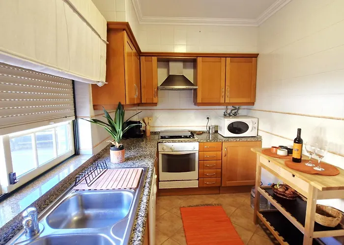 Moradia V2 - 200m Da Da Oura - Santa Eulalia * Albufeira