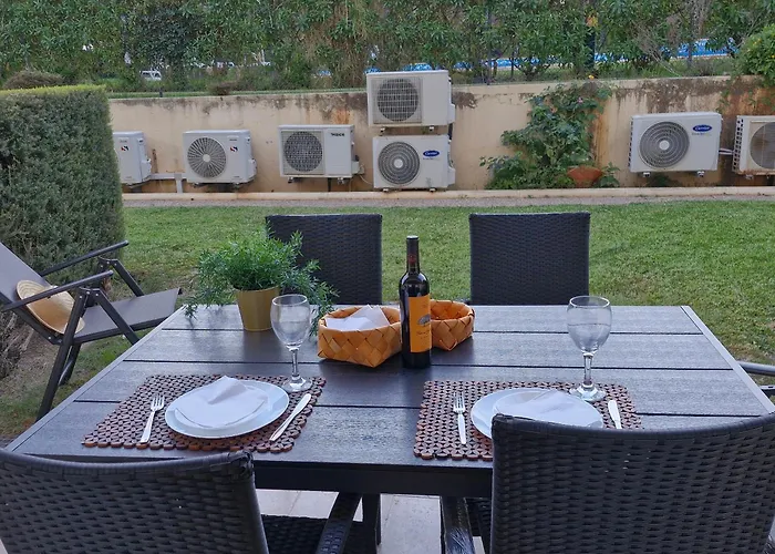 Apartment Moradia V2 - 200m Da Da Oura - Santa Eulalia *