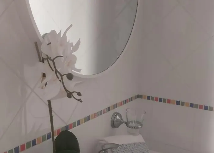 Moradia V2 - 200m Da Da Oura - Santa Eulalia Apartment *