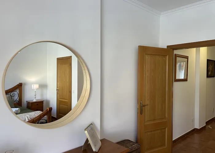 Moradia V2 - 200m Da Da Oura - Santa Eulalia