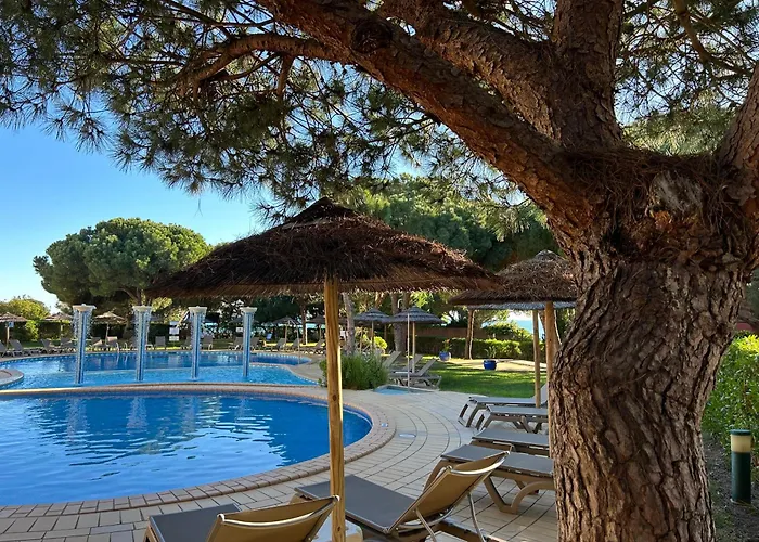 Moradia V2 - 200m Da Da Oura - Santa Eulalia Apartment *