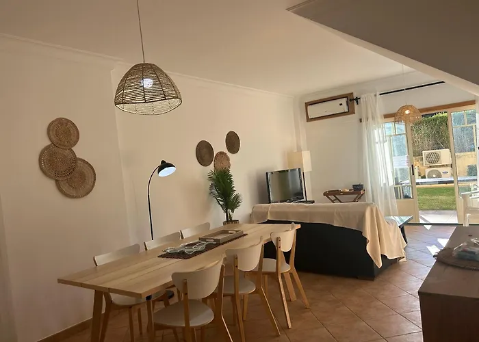 Moradia V2 - 200m Da Da Oura - Santa Eulalia Apartment