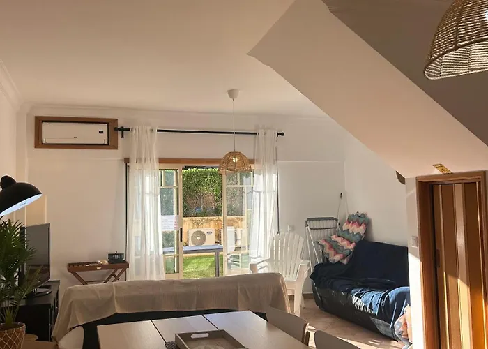 Apartment Moradia V2 - 200m Da Da Oura - Santa Eulalia